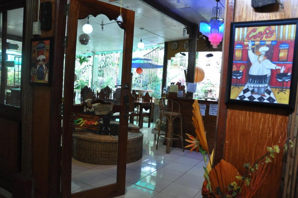 D'Lucky Garden Inn & Suites Tiniguiban エクステリア 写真