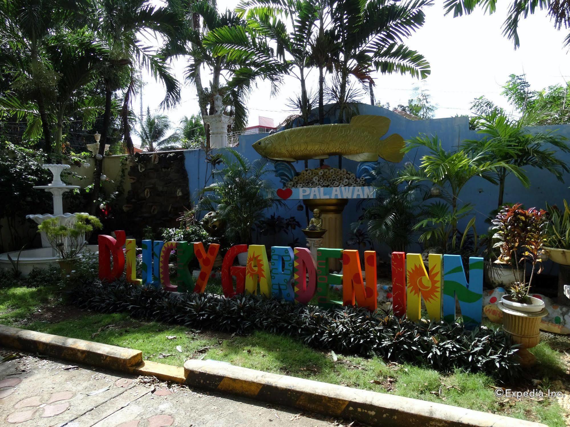 D'Lucky Garden Inn & Suites Tiniguiban エクステリア 写真